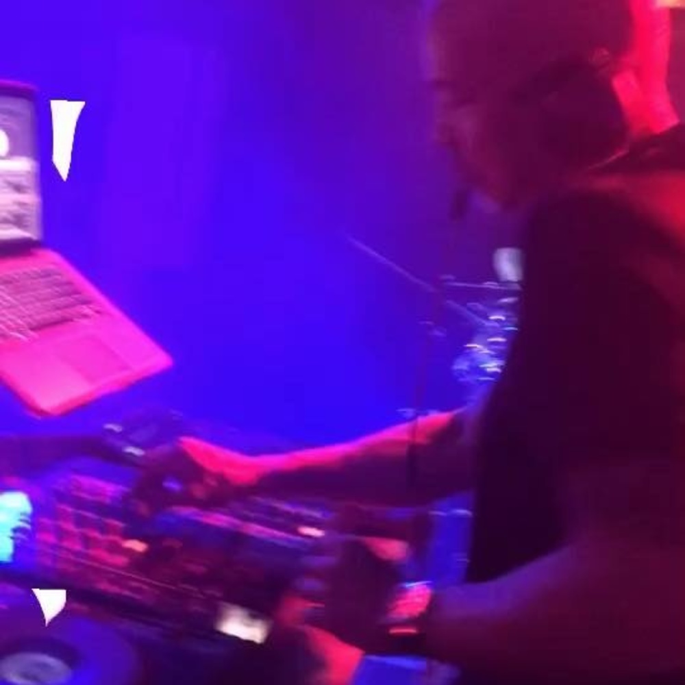 Meet your Posher, Arnel